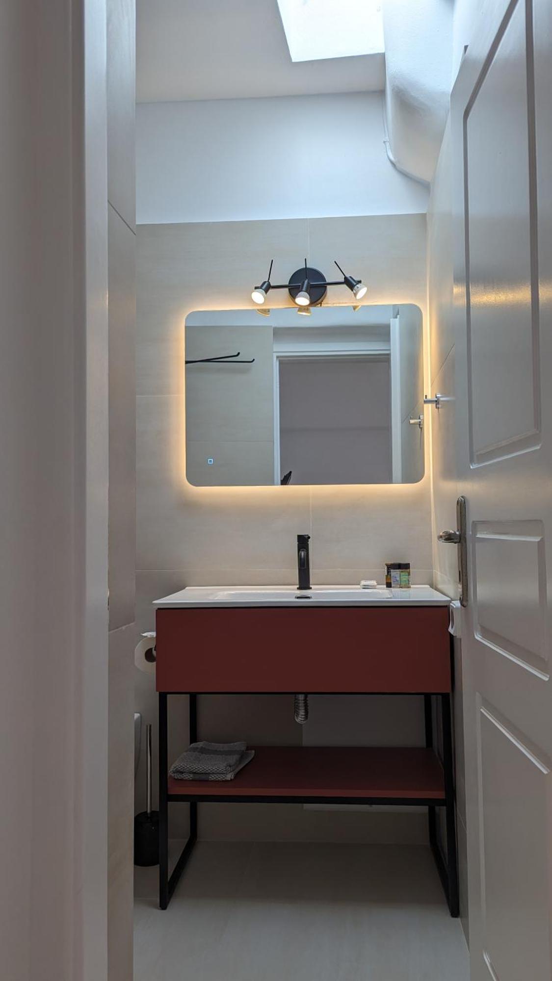 Arodou Studio And Apartment Mykonos Town ภายนอก รูปภาพ