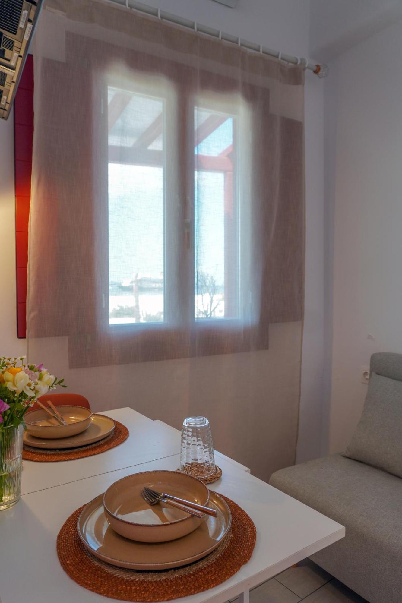 Arodou Studio And Apartment Mykonos Town ภายนอก รูปภาพ