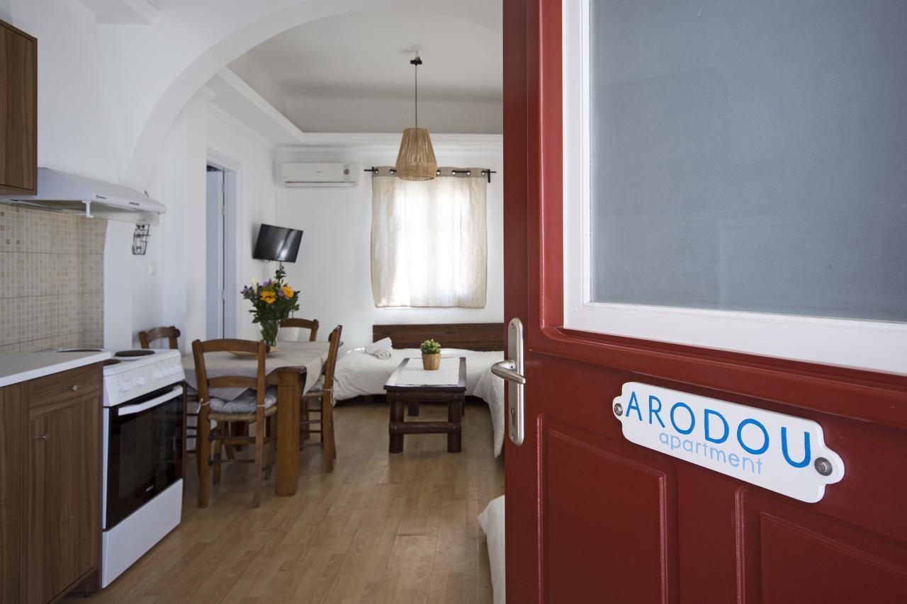 Arodou Studio And Apartment Mykonos Town ภายนอก รูปภาพ